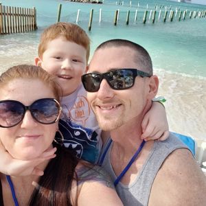 Meet your Posher, Joyce